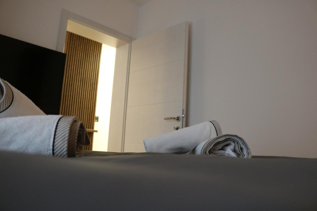 Apartment W